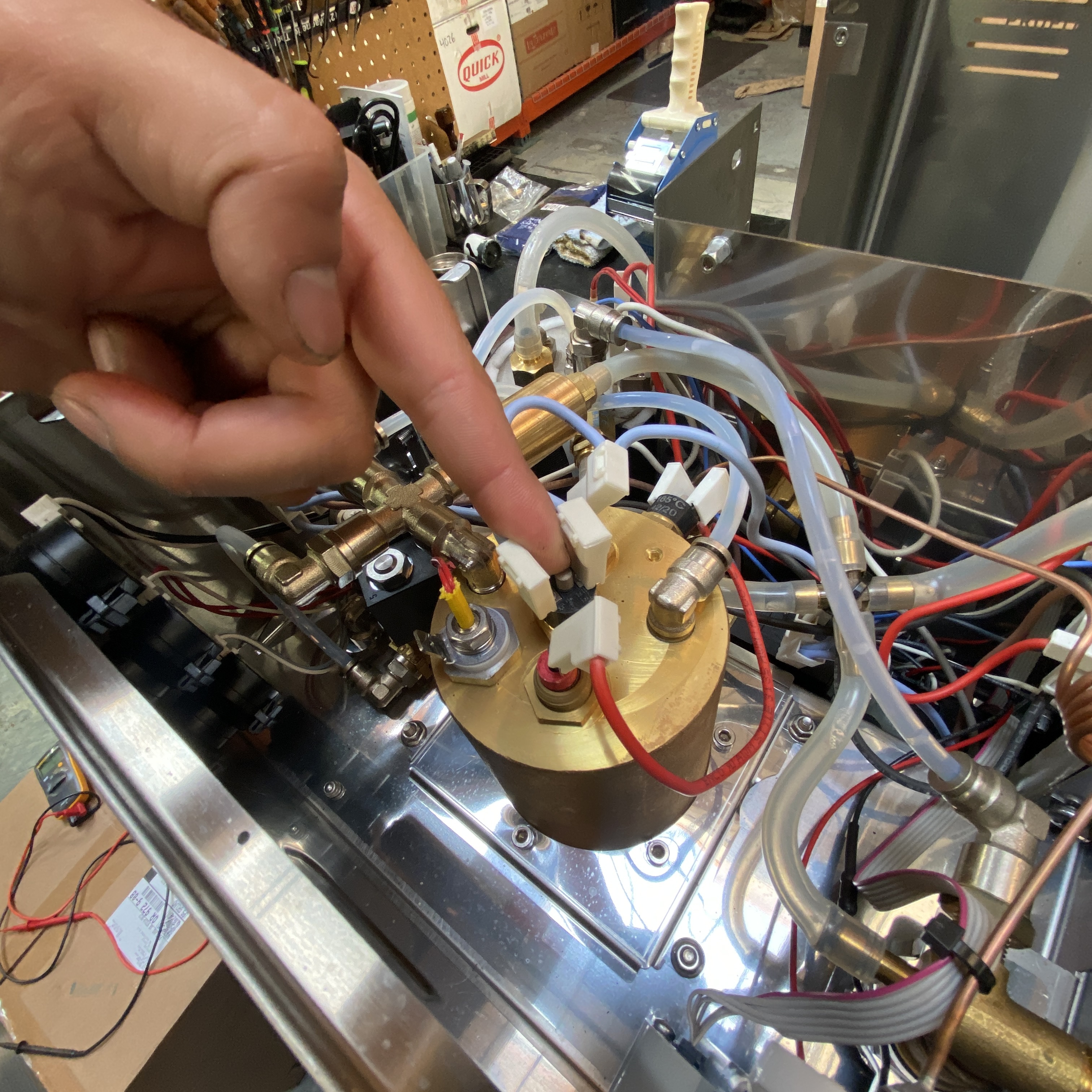 Lelit_Elizabeth_brew_safety_switch_01
