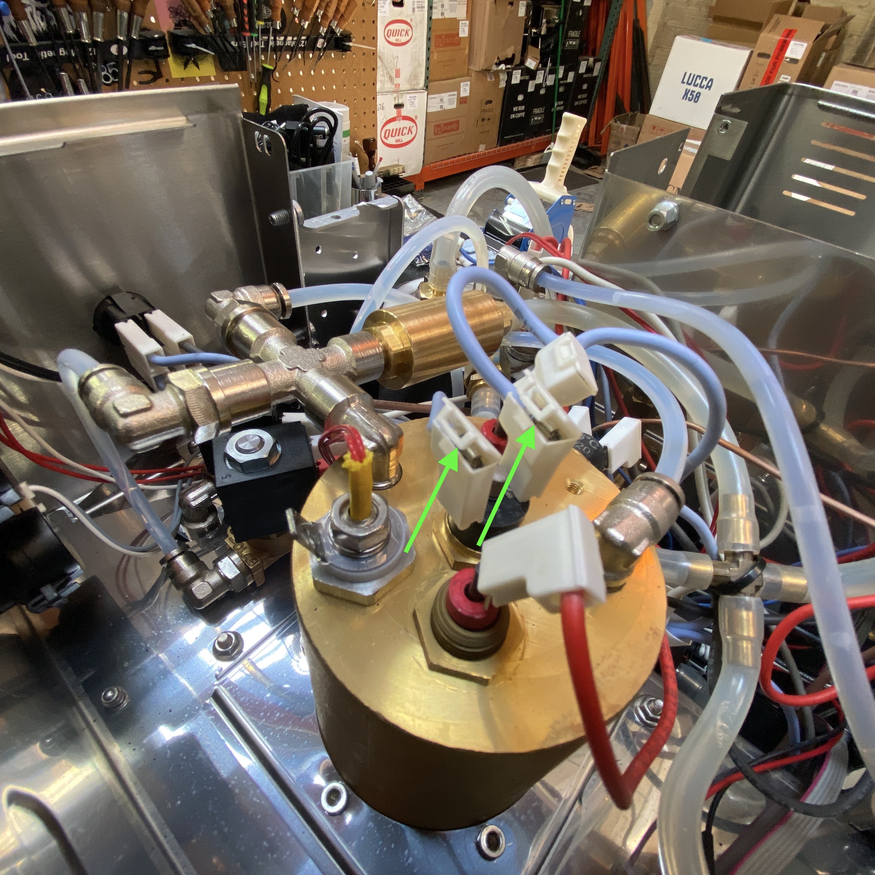 Lelit_Elizabeth_brew_safety_switch_02