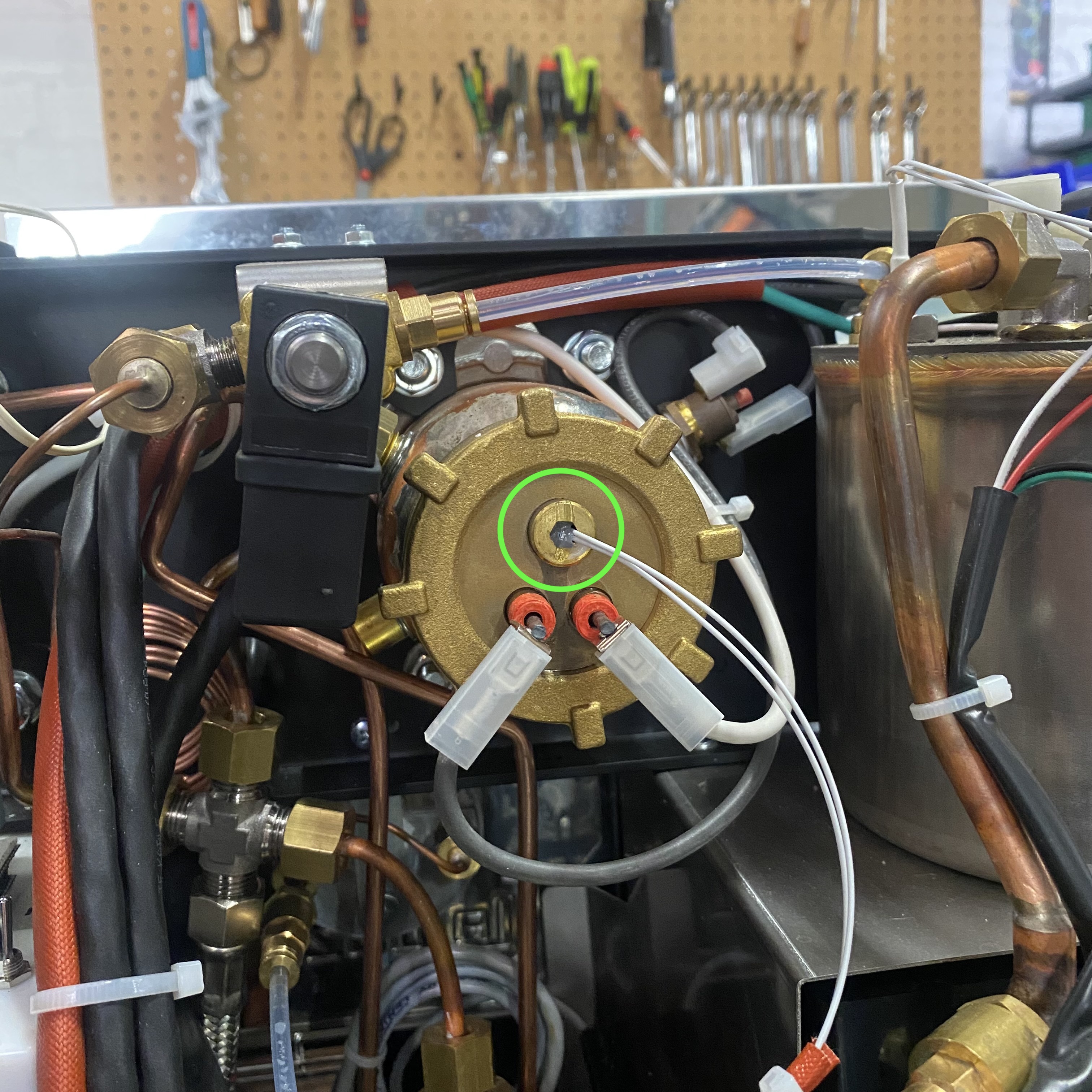 Lucca_A53_testing_coffee_temp_probe_01